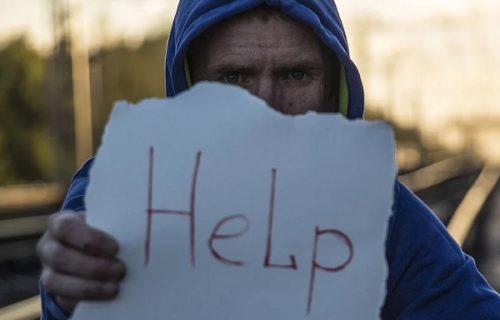 Pamet u deliću sekunde! 3 fenomenalna saveta šta da ODMAH uradite ako se nađete u životnoj opasnosti