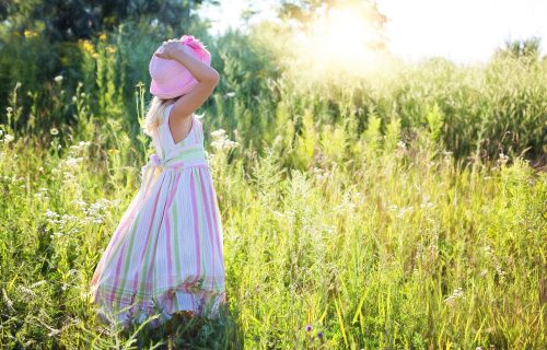 Ako danas vidite haštag #dayofthegirl to ima značenje: Međunarodni dan devojčica je i evo šta moramo da znamo