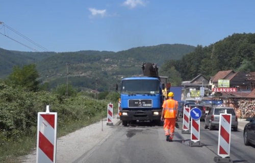 Izmenjen režim saobraćaja: Radovi na putevima, zatvorene kolovozne trake