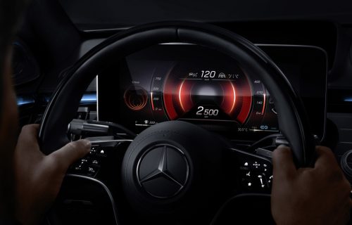 Novi Mercedes CLA izaziva Teslu, stiže na tržište 2025. (FOTO+VIDEO)