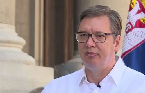 Najveće bogatstvo naše Srbije: Predsednik Vučić obišao Golubačku tvrđavu, pa objavio koga je sreo (FOTO)