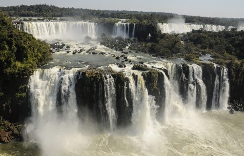 Veličanstveni Iguazu vodopadi: 275 slapova čiji je nastanak vezan za TUŽNU ljubavnu legendu (FOTO+VIDEO)