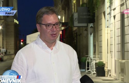 "Pustili smo ih na metar od Skupštine, dalje ne": Vučić poručio huliganima šta ih čeka