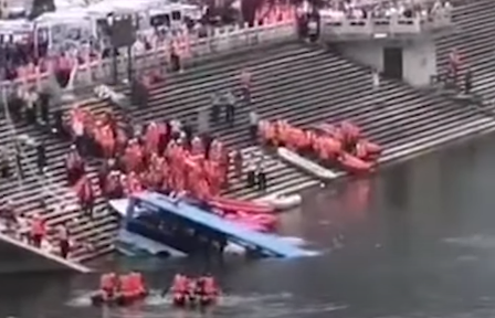 Vozač autobusa namerno izazvao udes u kom je poginula 21 osoba: Njegov razlog će vas šokirati! (VIDEO)