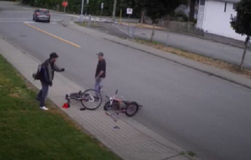 Ovako se brani bicikl: Lopov ga ukrao, a kada ga je vlasnik stigao - oduzeo se od straha (VIDEO)