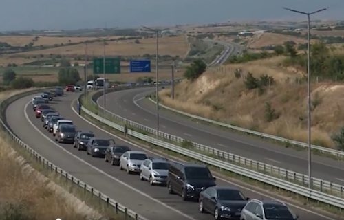 Produžili zabranu ulaska: U Grčkoj od danas još OŠTRIJE MERE!