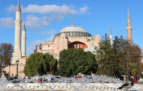 Posle Aja Sofije još jedna crkva u Istanbulu postala džamija