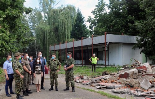 Po Vučićevom naređenju, počeli radovi na izgradnji Kovid bolnice u Kruševcu (FOTO+VIDEO)