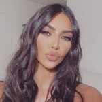 Kim Kardašijan se IZBLAMIRALA OZBILJNIM NEZNANJEM: Zastavu Palestine pomešala sa zastavom Brazila