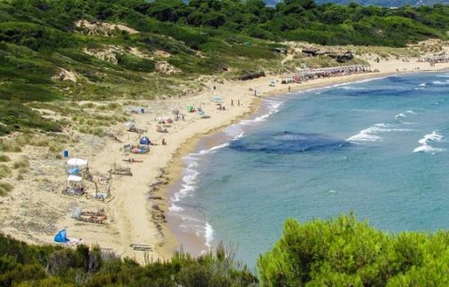 Samo probaj da se skineš: Policija šalje DRONOVE na nudiste, bežanija na plaži (VIDEO)