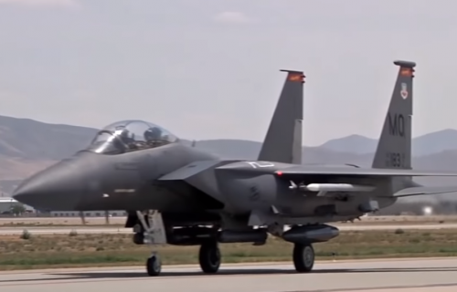 Vazduhoplovne snage SAD naručile osam borbenih aviona