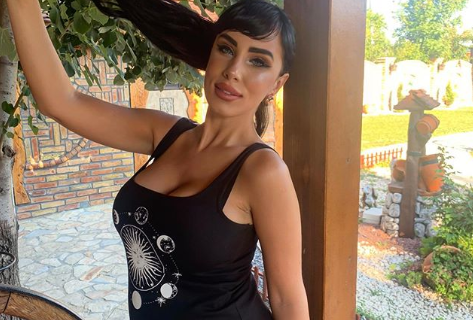 Aleksandra Subotić se SKINULA u OSMOM mesecu trudnoće, a svi gledaju u tetovažu na intimnom mestu! (FOTO)