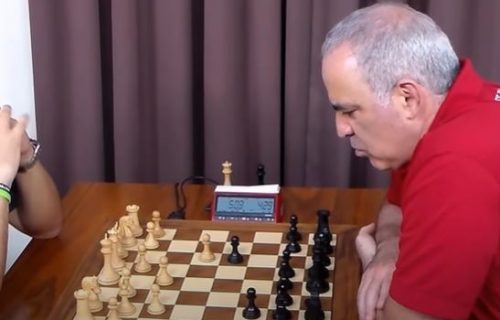 SUDAR TITANA! Šahovski blokbaster u Sen Luisu: Kasparov izaziva Karlsena, vraća se posle 15 godina