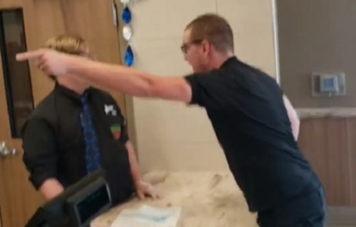 Za njega nije ni zatvor! Žalio se na prezačinjenu hranu, pa radniku LUPIO ŠAMARČINU (VIDEO)
