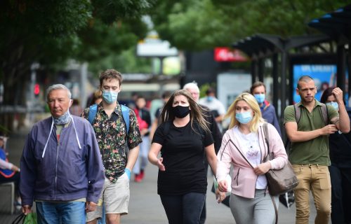 Mutiranog virusa sve više: Mladi neverovatnom brzinom obolevaju od korone, kliničke slike sve teže