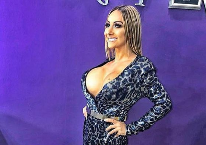 Maca Diskrecija ulazi u svet filmova za odrasle: Prodaću snimak INTIMNOG ODNOSA sa dečkom, njega to loži