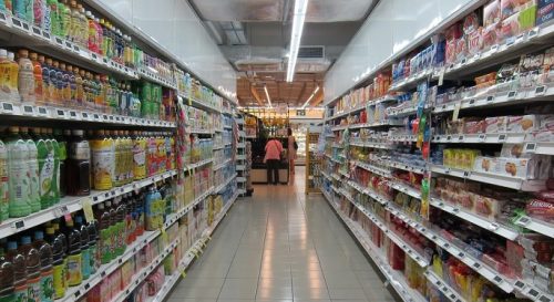 Izmenjeno radno vreme za dane praznika: Ovako će raditi pošte, apoteke, marketi i pijace