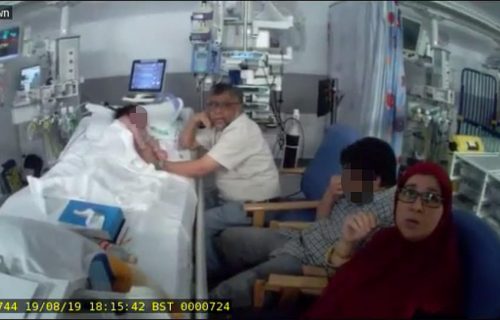Isplivao potresan snimak: Oca devojčice NA SAMRTI policija brutalno odvukla od njene postelje (VIDEO)
