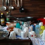 Mašina za sudove ili ručno pranje: Šta stvarno štedi vodu, struju i novac?