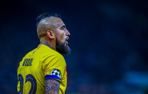 Arturo Vidal pred vratima "Marakane"