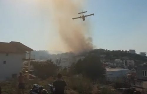 Vatra stigla do kuća, nadleću kanaderi: Veliki požar u Hrvatskoj (VIDEO)