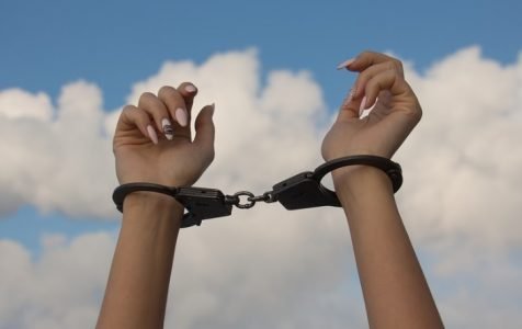 Žena uhapšena na Novom Beogradu zbog maltretiranja ćerke