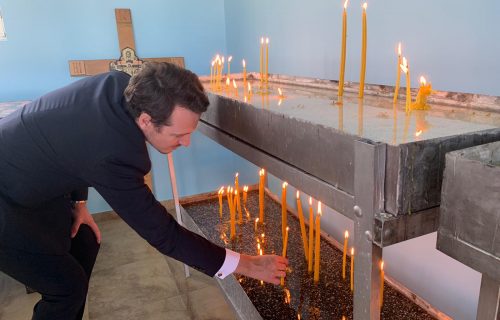 Ne živim na DVORU Karađorđevića, odbio sam sve PRIVILEGIJE u Srbiji! Princ Filip ŽESTOKO odgovorio svima