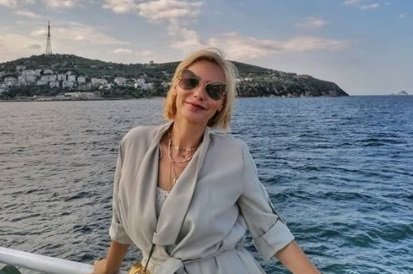 Borba sa ANKSIOZNOŠĆU: Lepa voditeljka "Slagalice" posle RAZVODA otkrila kakvi problemi su je sačekali