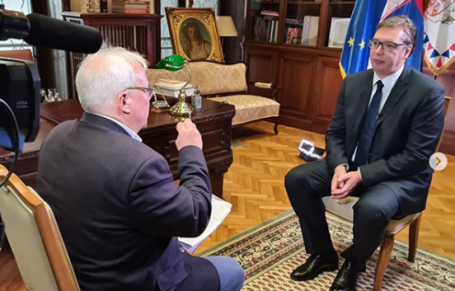 Zahvalan na prilici: Vučić dao intervju za "Klajne cajtung"