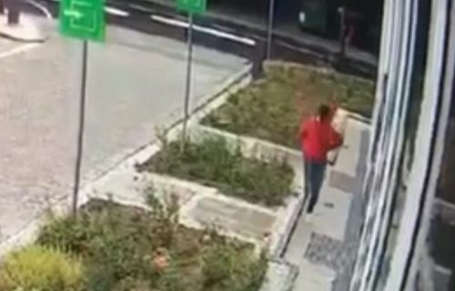 Snimak sačekuše: Pogledajte kako napadač na Šarca BEŽI sa mesta zločina dok mu ISPADA pištolj (VIDEO)