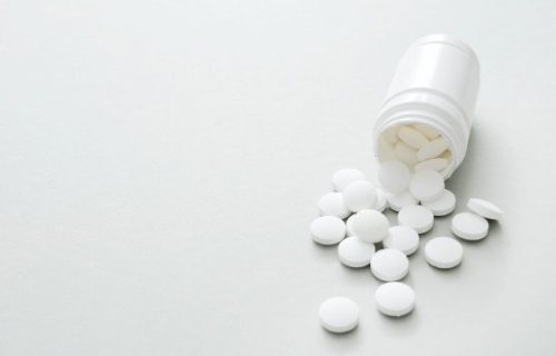 "Rizici prevazilaze koristi": Upitno dejstvo analgetika koji se široko upotrebljava i u Srbiji
