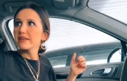 Skratio joj život za 5 godina: Žena ušla u auto, muž joj saopštio da je upravo dao otkaz (VIDEO)