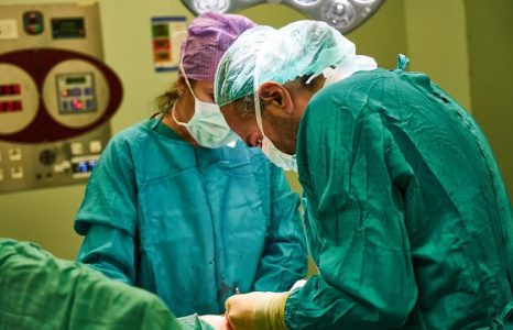 Holanđanin posle operacije progovorio drugi jezik, uskoro je saznao razlog kako se to desilo