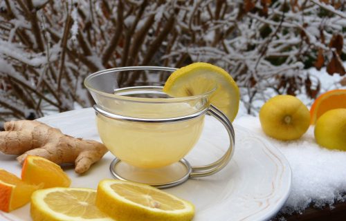 Topi masne naslage i smanjuje apetit: Domaći čaj za mršavljenje od samo 4 sastojka (RECEPT)