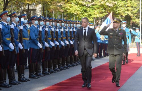 "Čast je da vodim ovakav sistem": Stefanović posetio Generalštab, pogledajte kako je to izgledalo (VIDEO)