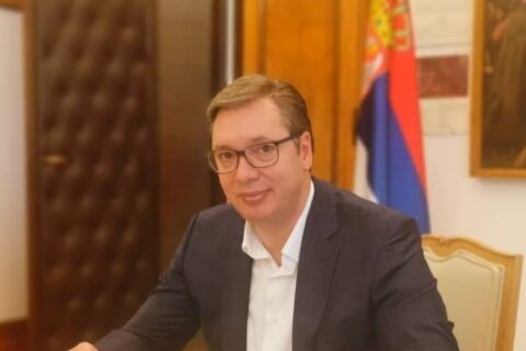 Na meniju tradicionalno jelo koje VRAĆA SNAGU: Vučić pokazao kako se okrepljuje pred sastanke (FOTO)