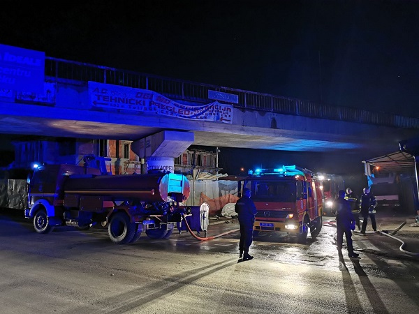 Braća POGINULA u požaru kod Zrenjanina: Vatra izbila usred noći