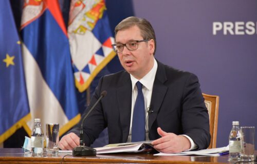 Vučić "oteo" vakcine za Srbiju od najbogatijih i najmoćnijih na svetu: Bukti rat, oglasio se i Bil Gejts
