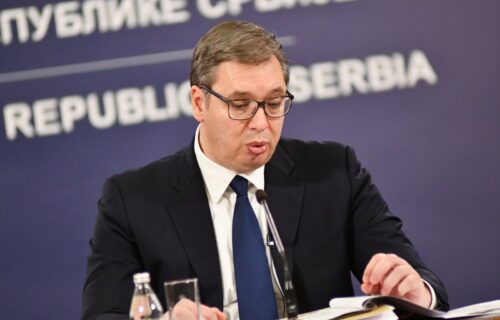 Vučić: Očekujemo RUSKU vakcinu do kraja godine, u januaru vakcinišemo sve medicinare u kovid sistemu