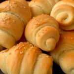 Slatke, ili slane, najukusnije posne KIFLICE su spremne za samo pola SATA (RECEPT+VIDEO)