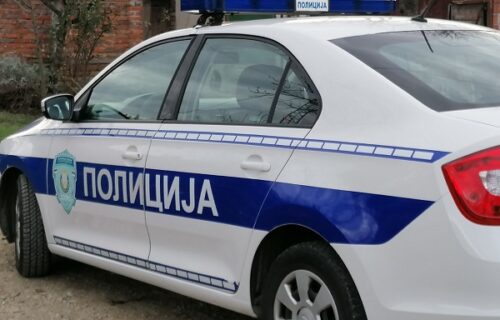 Brza akcija policije Stare Pazove: Pronađen muškarac osumnjičen da je UDARIO DETE i nastavio da vozi