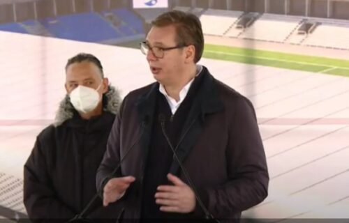 Vučić u Zaječaru na košarkaškom treningu: Otkrio kako mu ide učenje za trenera i šta je sve ispolagao