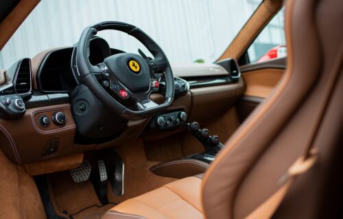 Prvi zvanični tizer Ferrarijevog crossovera: Opaki Purosangue stiže naredne godine (FOTO)