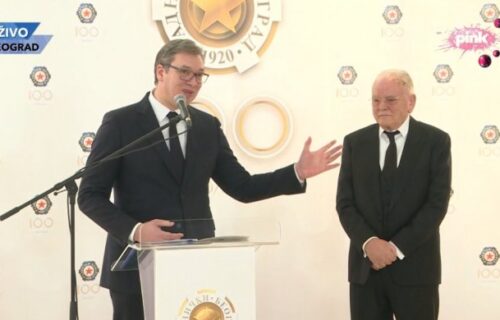 Duda dobio plaketu za životno delo! Vučić poručio: Odlikovanja se ne dobijaju lako, orden je mnogo teži