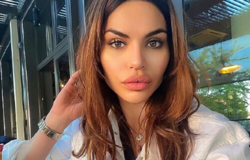 "Rodilo se ČEDO naše": Dejana Živković se oglasila iz porodilišta i uputila EMOTIVNE reči (FOTO)