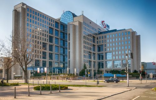Direktor NIS kao car Selasije: Kirilu Tjurdenjevu samo za vilu na Dedinju mesečno iz budžeta 300.000 evra