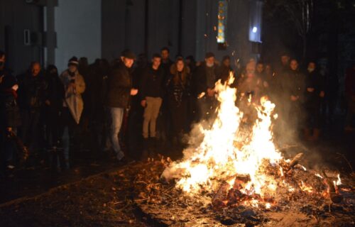 MIR BOŽJI, HRISTOS SE RODI!