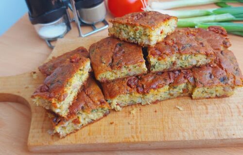 Kada ste gladni, a ne znate šta da spremite: Brzo, jeftino i veoma ukusno (RECEPT+VIDEO)