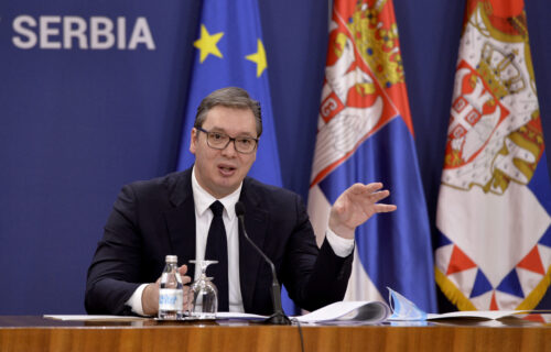 Predsednik Vučić otkrio: Proizvodnja vakcine Sputnjika V do kraja godine!