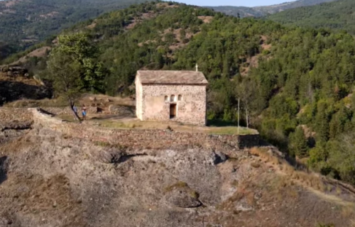 U ovoj crkvi u Srbiji se niko ne venčava i ne krštava, a iza svega se krije UŽASNA PRIČA